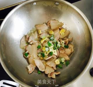猪肉酸菜炖粉条的做法步骤：5