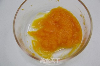 迎接万圣节的到来——南瓜面包的做法步骤：3
