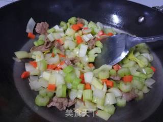 缤纷西芹丁的做法步骤：7