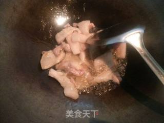 芹菜炒肉的做法步骤：3