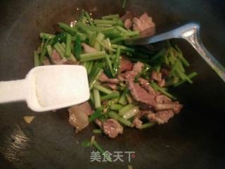 芹菜炒肉的做法步骤：6