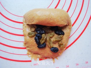 葡萄干红糖软欧的做法步骤：14