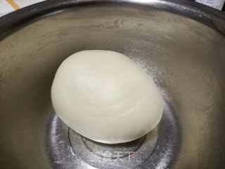 烫面蛋黄酥的做法步骤：4