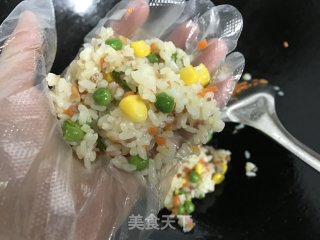 培根杂蔬饭团的做法步骤：10