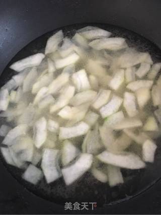 秋季滋阴润肺～～～冬瓜莲藕肉丸汤的做法步骤：13
