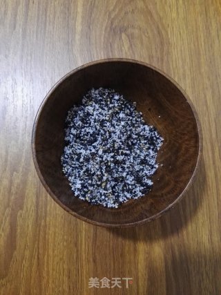 美味芝麻饼的做法步骤：4