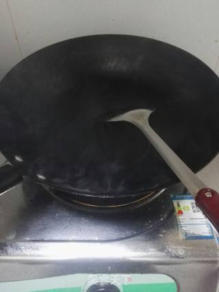 爆炒大虾的做法步骤：2