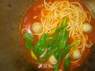 番茄贡丸土豆粉的做法步骤：6