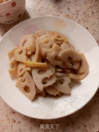 “秋季滋阴润肺”小炒藕片的做法步骤：4