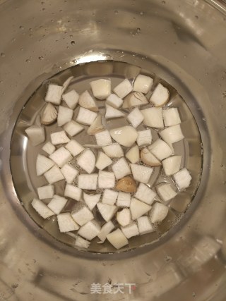 黑椒杏鲍菇牛肉粒的做法步骤：1