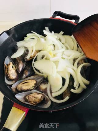 红酒青口贝的做法步骤：9