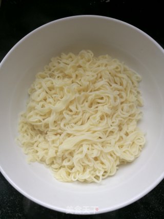 臊子酸汤面的做法步骤：7