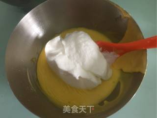 Fluff棉花糖戚风蛋糕的做法步骤：13