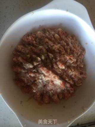 香肠卷、肉包子的做法步骤：4