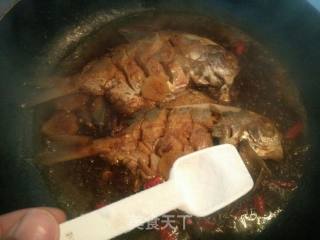 红烧鲳鱼的做法步骤：6