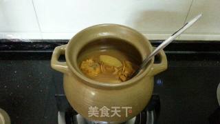 虫草花雪梨猪骨汤的做法步骤：12