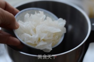 #秋季滋阴润肺#银耳百合黑豆浆的做法步骤：3