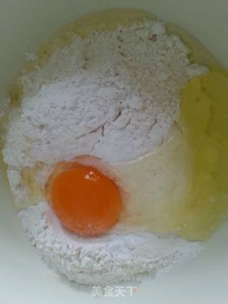 煎藕饼的做法步骤：3
