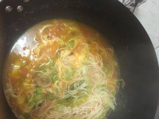 西红柿鸡蛋汤面的做法步骤：17