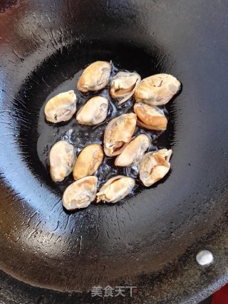 淡菜炒白菜的做法步骤：5