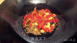 辣子鳝鱼的做法步骤：8