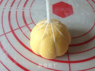南瓜面包的做法步骤：11