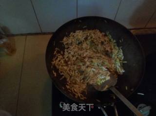 我的菜之蒜黄炒肉的做法步骤：3