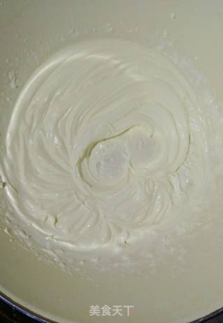 红丝绒奶油蛋糕卷的做法步骤：12