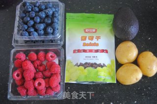 葡萄干鲜果土豆泥的做法步骤：1