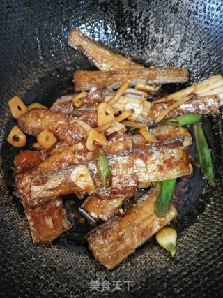 糖醋刀鱼的做法步骤：8