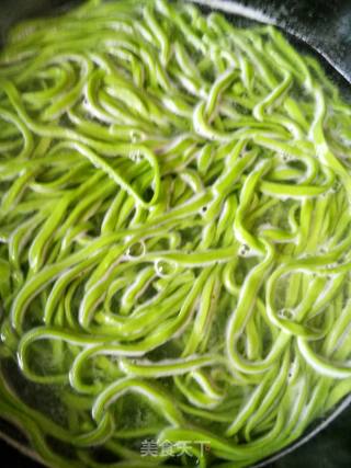 凉皮菠菜面的做法步骤：6