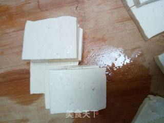 浇汁脆皮豆腐的做法步骤：1