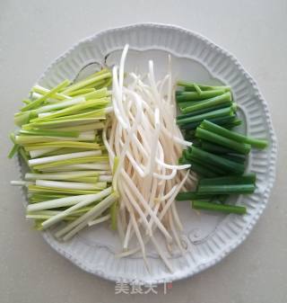 干炒牛河的做法步骤：2