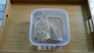 腊鸭腿白萝卜煲的做法步骤：2