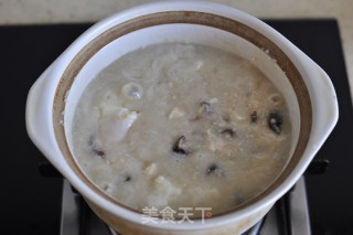 燕麦香菇鸡丁窝蛋粥的做法步骤：12