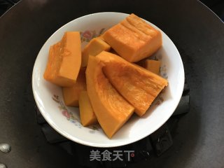 万圣南瓜的做法步骤：2