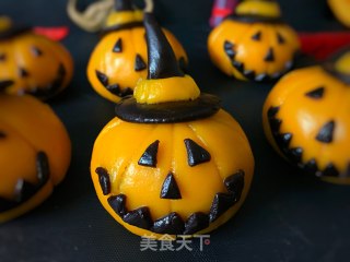 万圣南瓜的做法步骤：17