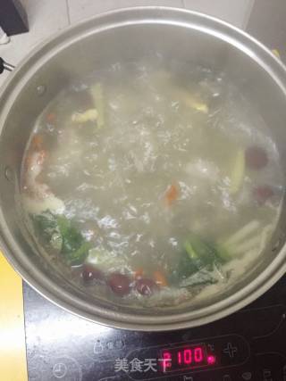 虫草山药排骨汤的做法步骤：3