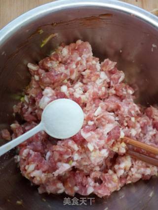 卤煮油豆泡塞肉的做法步骤：2