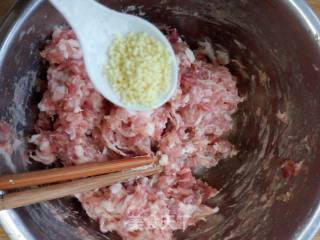 卤煮油豆泡塞肉的做法步骤：4