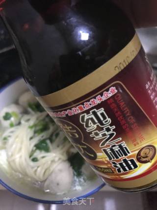 葱香肉丸汤面的做法步骤：10