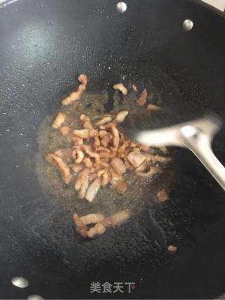 胡萝卜丝炒花肉的做法步骤：4