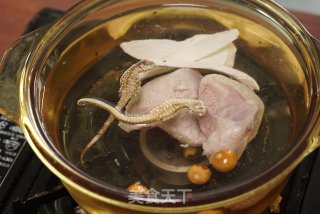 【小森妈妈菜谱】男士滋补-海马枸杞无花果煲瘦肉的做法步骤：2