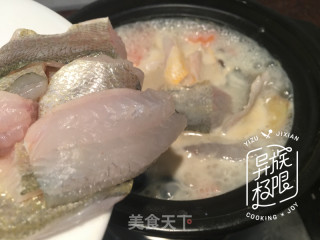 豆浆黄鱼汤的做法步骤：16