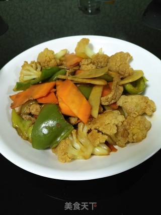 菜花胡萝卜炒肉的做法步骤：9