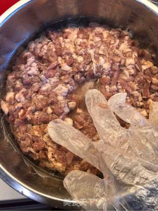自制黑胡椒风味脆皮肠的做法步骤：9
