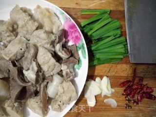 猪肺汤+麻辣猪肺 详细解说方便的一肺两吃的做法步骤：7