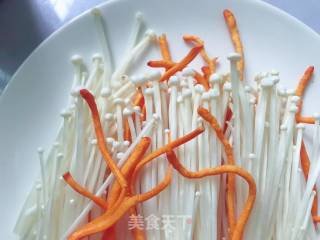 剁椒蒸虫草花菇的做法步骤：4