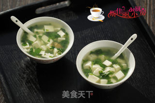 荠菜豆腐汤的做法步骤：7