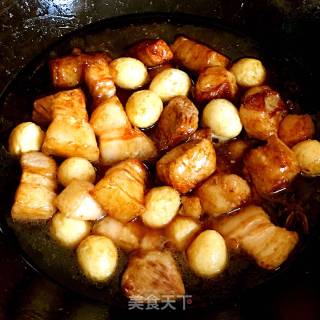 五花肉烧鹌鹑蛋的做法步骤：9